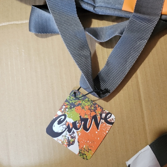 Curve Weekend Duffe Bag - Picture 5 of 5